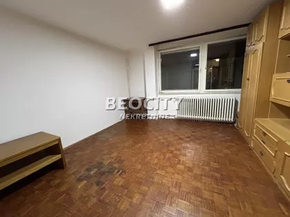 Bulevar Cara Lazara | 4zida.rs