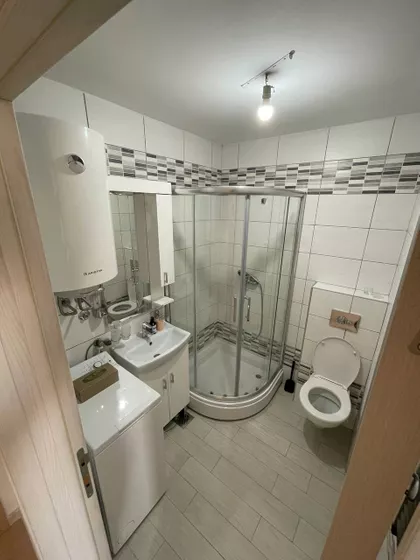 Švrakina | 4zida.rs