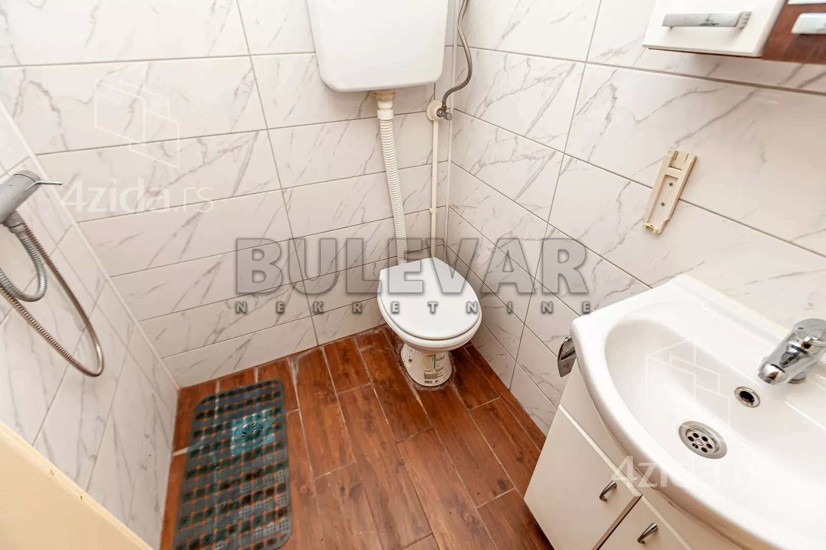 Troiposoban stan | 4zida