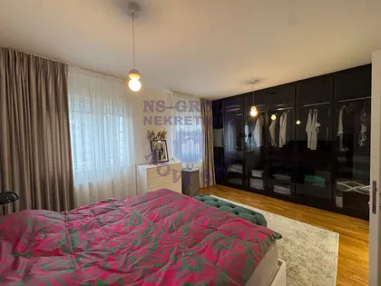 Bate Brkića | 4zida.rs