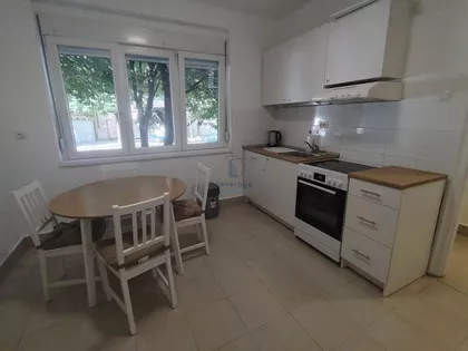 Cara Dušana | 4zida.rs