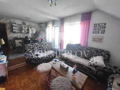 12. oktobra | 4zida.rs
