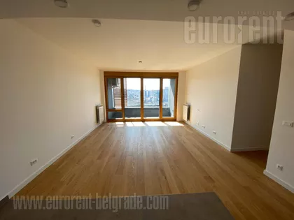 SKYLINE | 4zida.rs