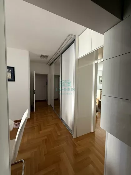 Bulevar Arsenija Čarnojevića | 4zida.rs