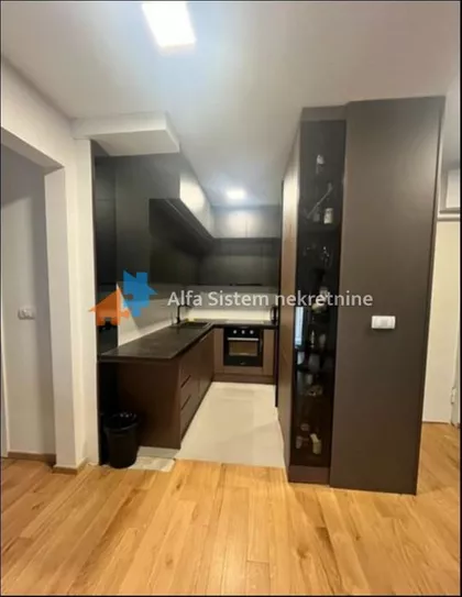 Južni Bulevar | 4zida.rs