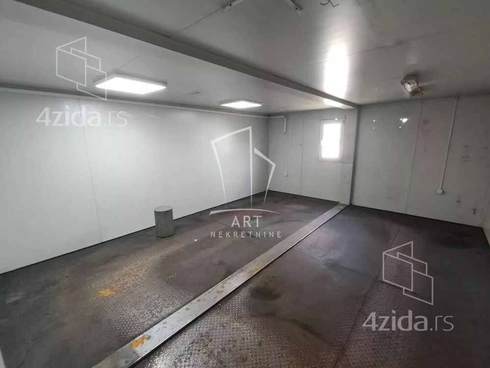 Poslovni prostor | 4zida