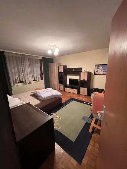 Sonje Marinković 45 | 4zida.rs
