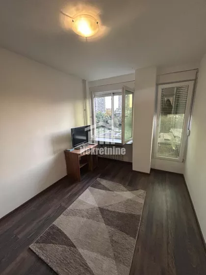 Bulevar Arsenija Čarnojevića | 4zida.rs