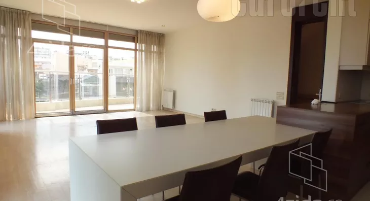 Šestosoban stan | 4zida