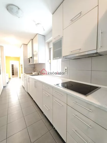 Slavujev Venac | 4zida.rs