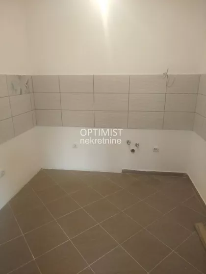 Lička | 4zida.rs