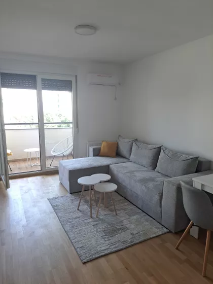 Heroja Pinkija 11 | 4zida.rs