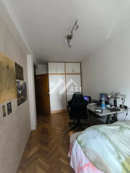 Vuka Karadžića | 4zida.rs