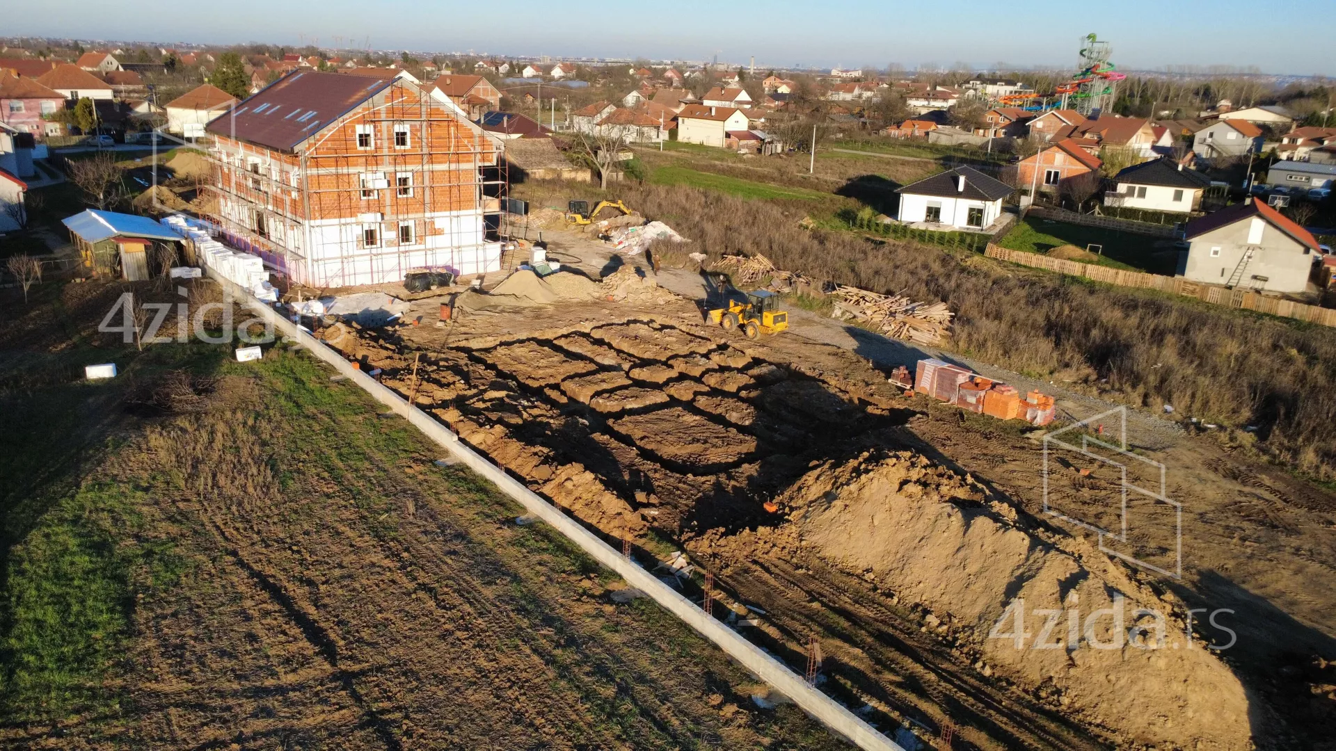 Dvoiposoban stan | 4zida