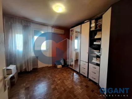 Mike Alasa | 4zida.rs