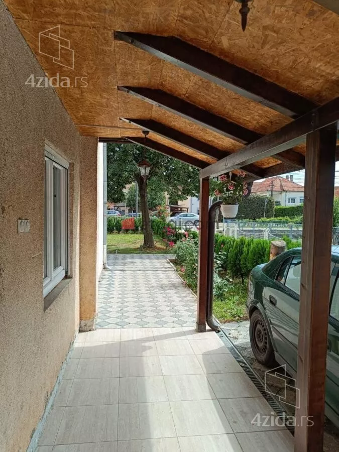 Kuća | 4zida