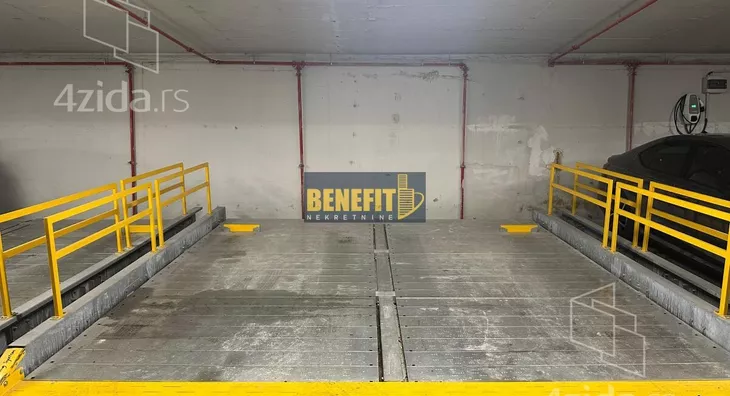 Garaža/Parking | 4zida