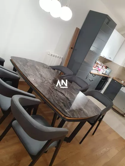 Tadije Sondermajera | 4zida.rs