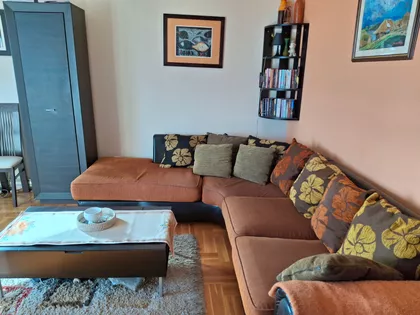 Jovanke Radaković 31 | 4zida.rs