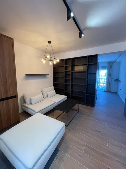 Izvidnička | 4zida.rs