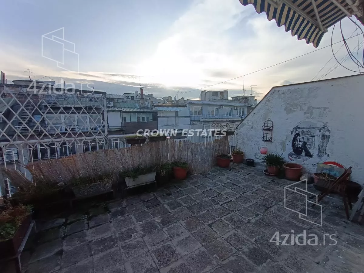 Petosoban stan | 4zida