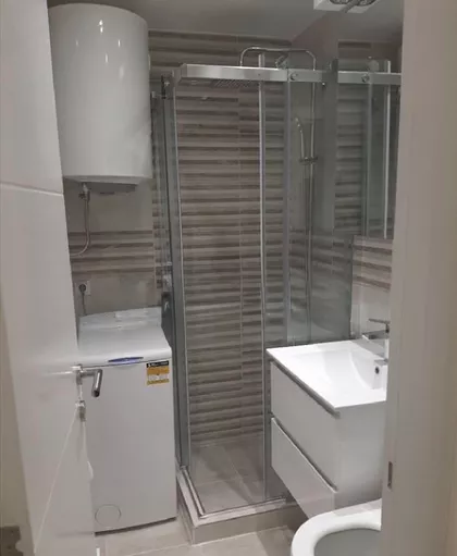 Ustanička | 4zida.rs