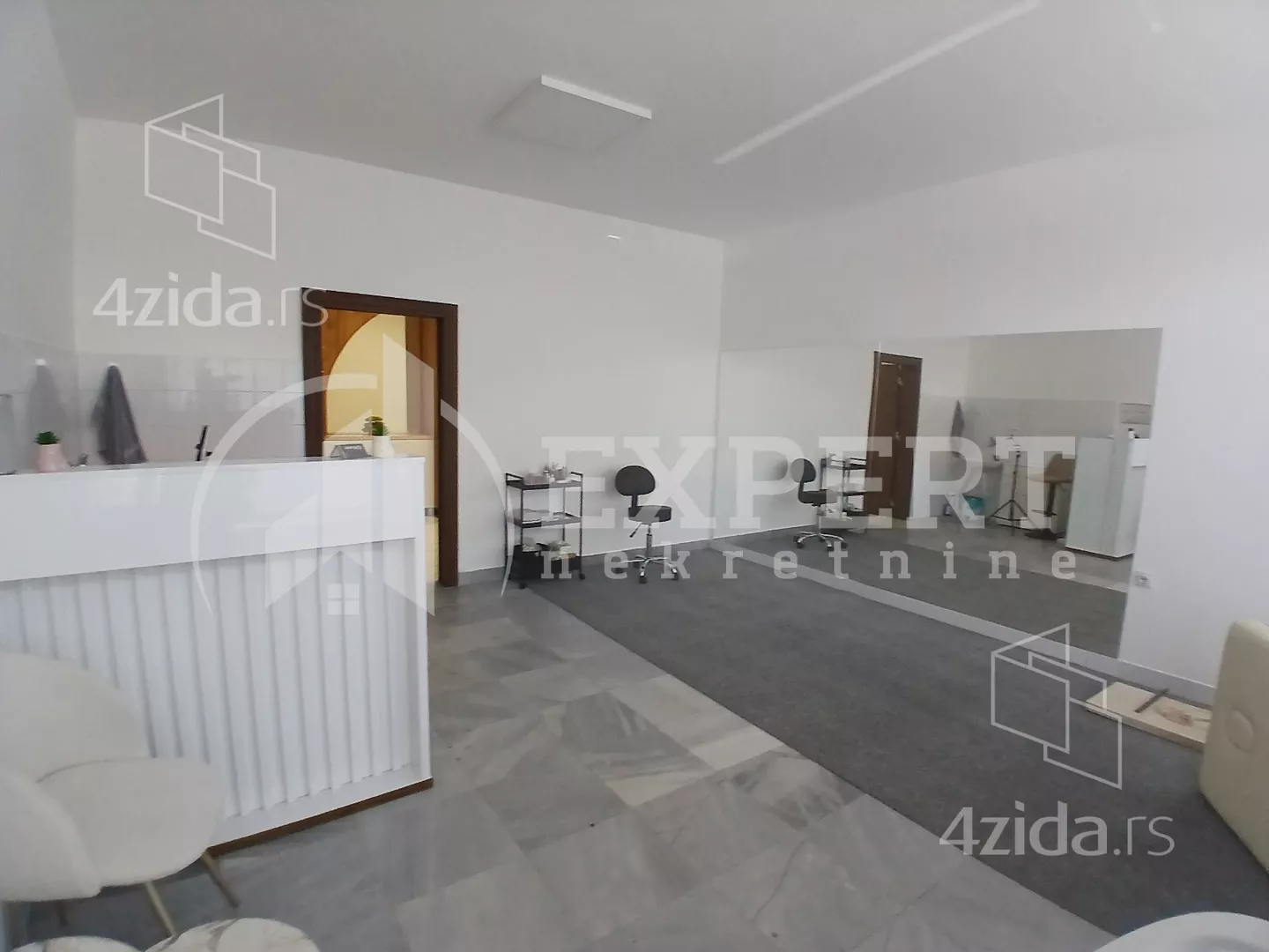 Lokal | 4zida