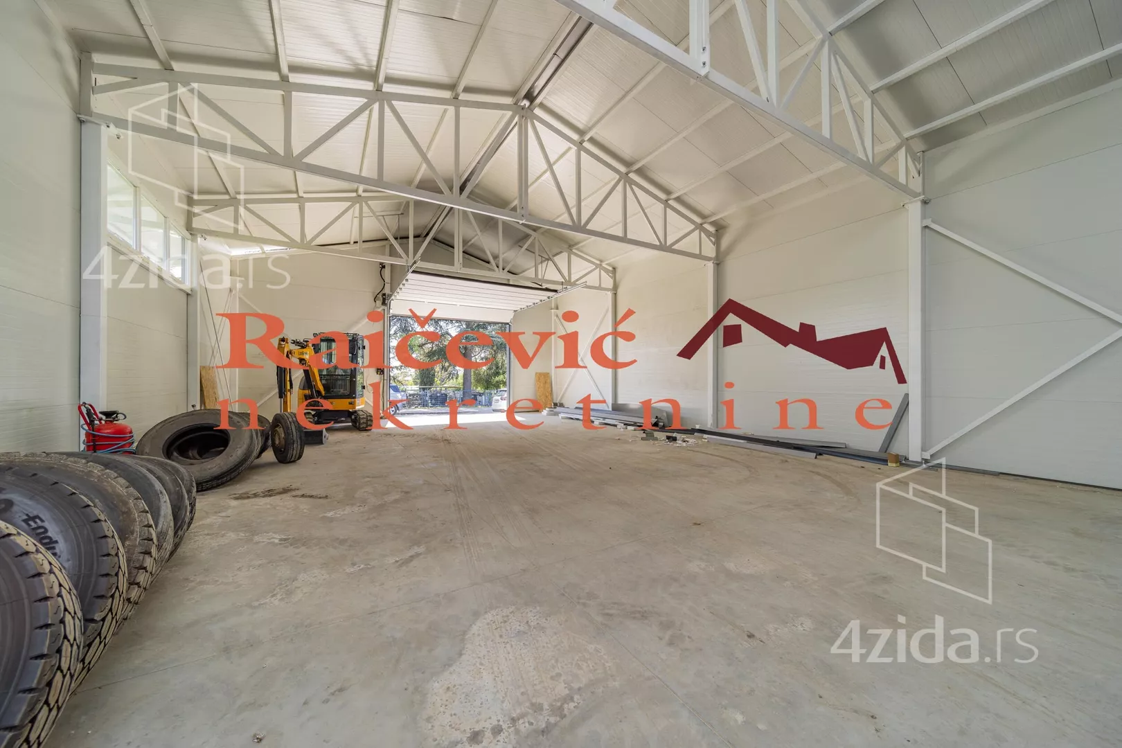 Poslovni prostor | 4zida