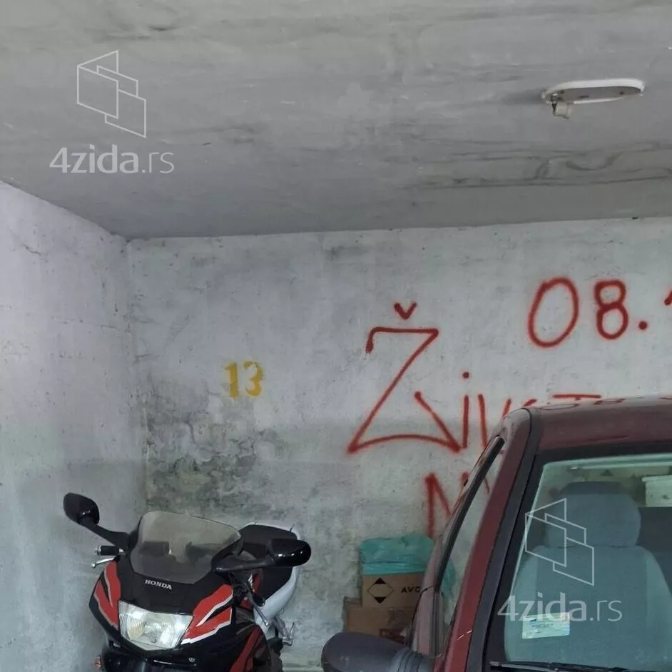 Garaža | 4zida