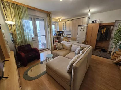 Kertvaroš | 4zida.rs