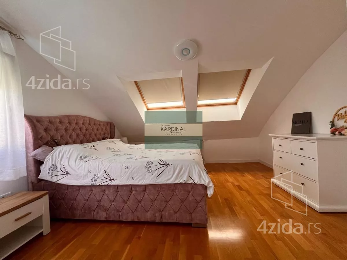 Petosoban stan | 4zida