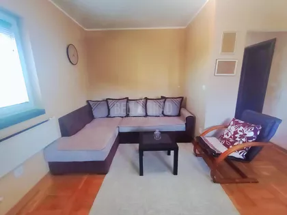 Prvoboraca | 4zida.rs