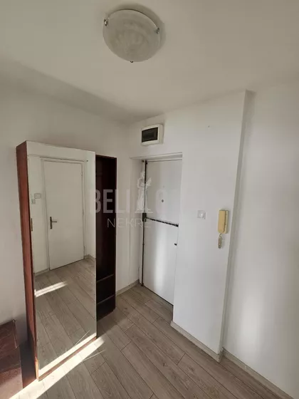 Albanske spomenice | 4zida.rs