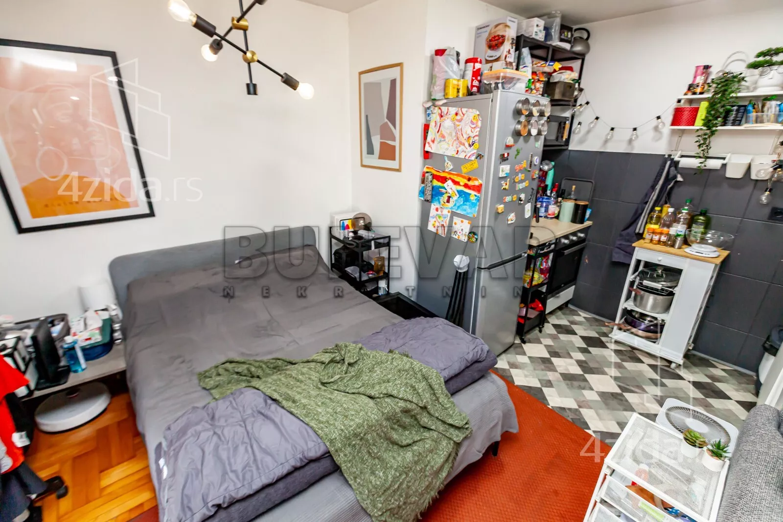 Jednoiposoban stan | 4zida