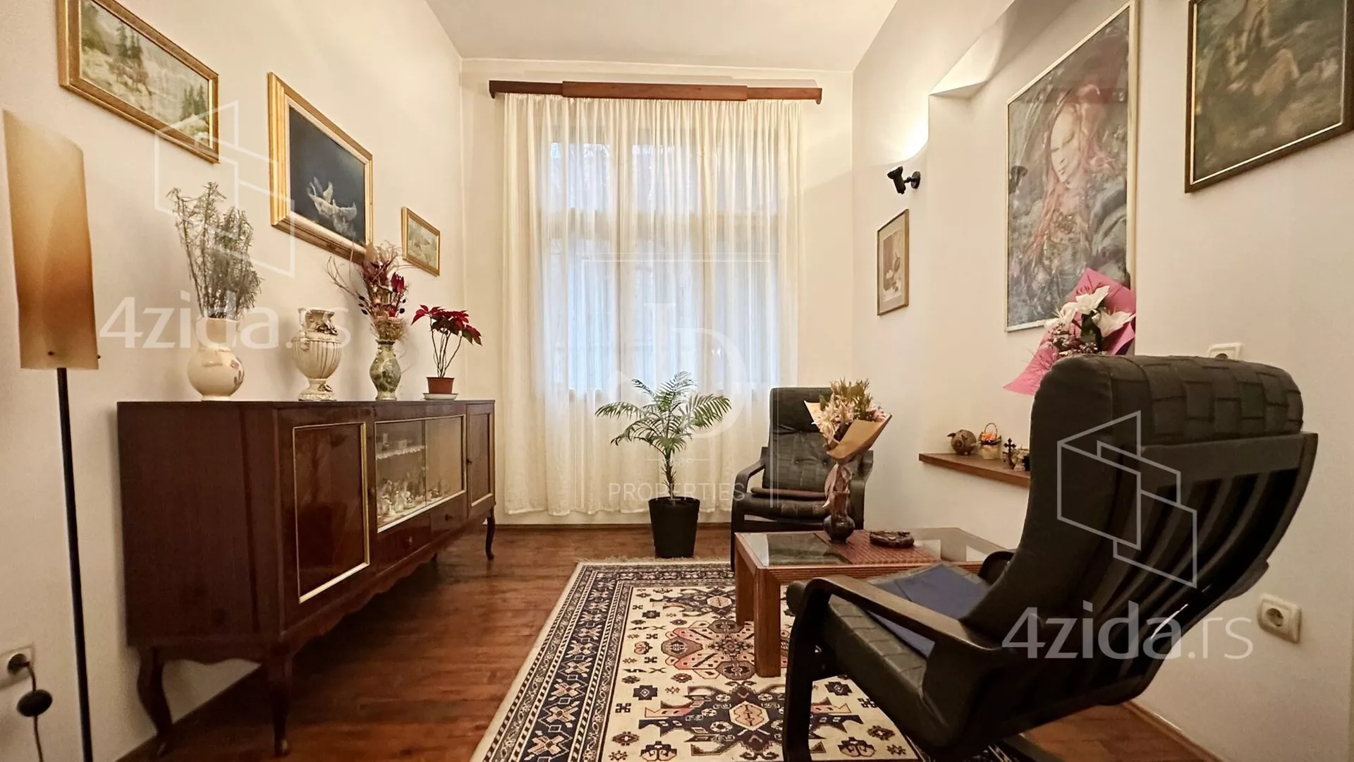 Petosoban stan | 4zida