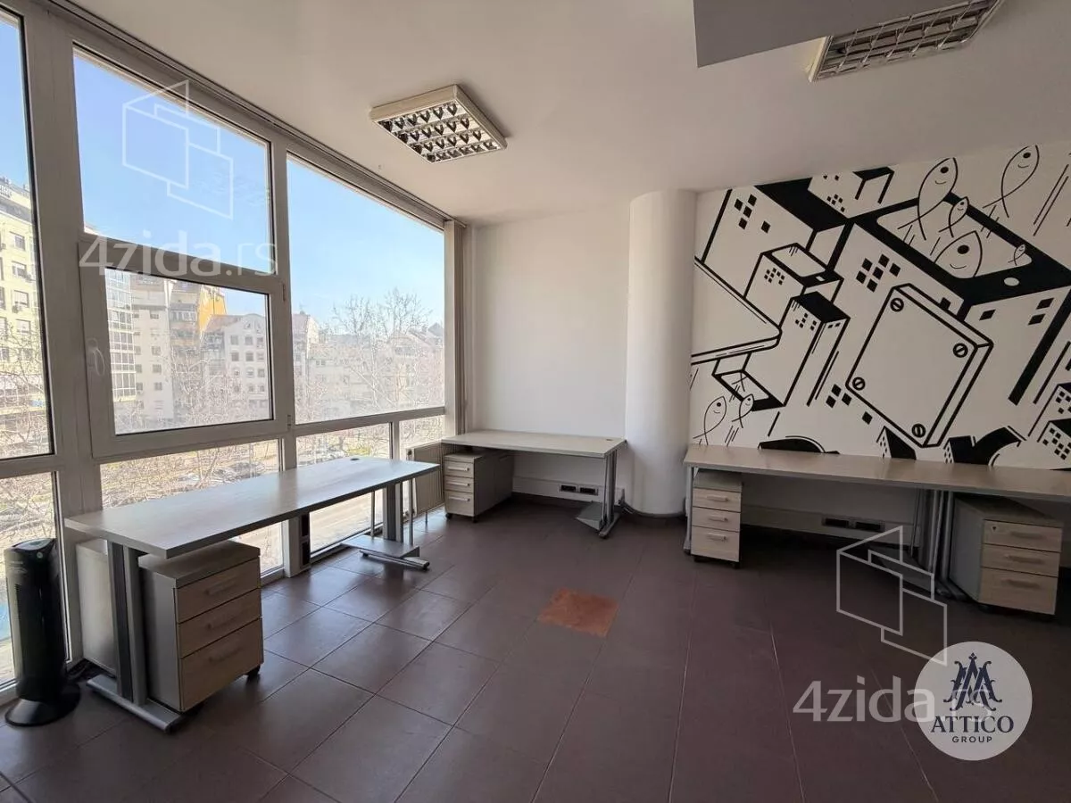 Poslovni prostor | 4zida