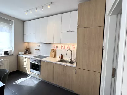 Cara Dušana | 4zida.rs