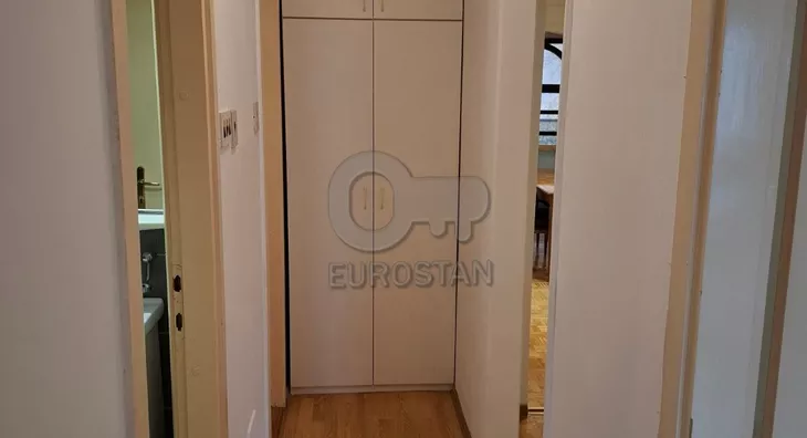 Četvoroiposoban stan | 4zida