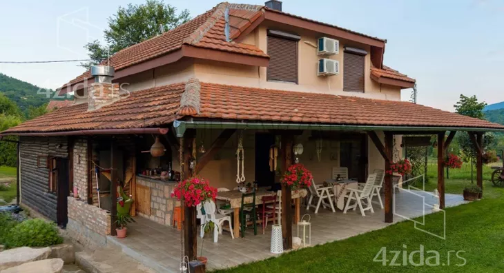 2-etažna kuća | 4zida