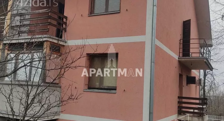 5-etažna kuća | 4zida