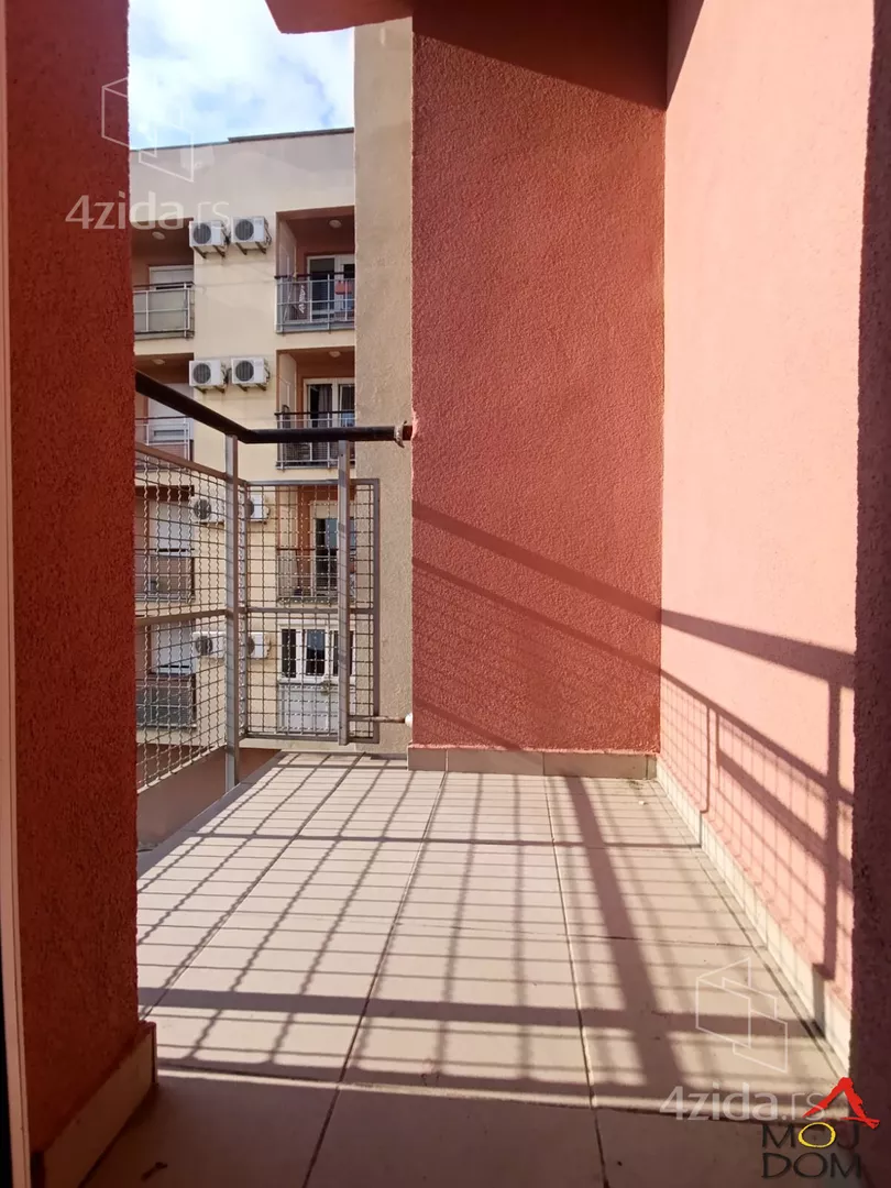 Garsonjera | 4zida