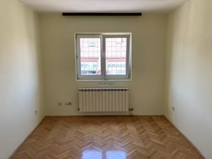 Hadži Melentijeva | 4zida.rs