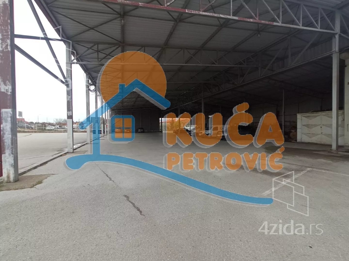 Lokal | 4zida