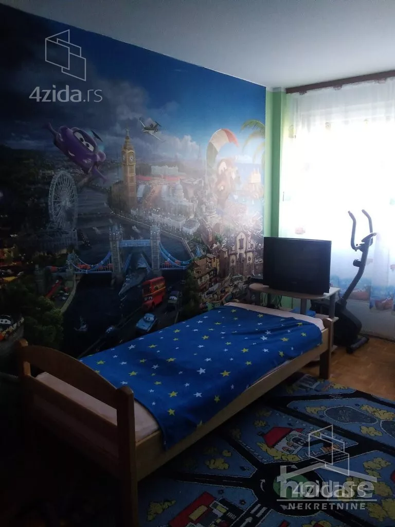 Dvoiposoban stan | 4zida