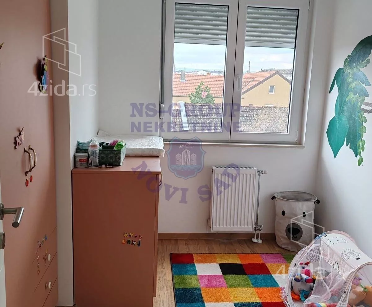 Petosoban stan | 4zida