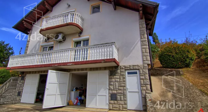 Kuća | 4zida