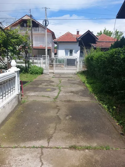 Prnjavor | 4zida.rs