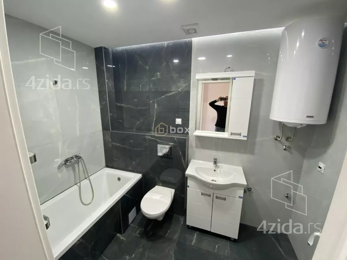 Troiposoban stan | 4zida