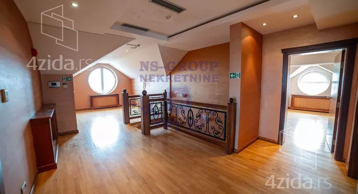 3-etažna kuća | 4zida