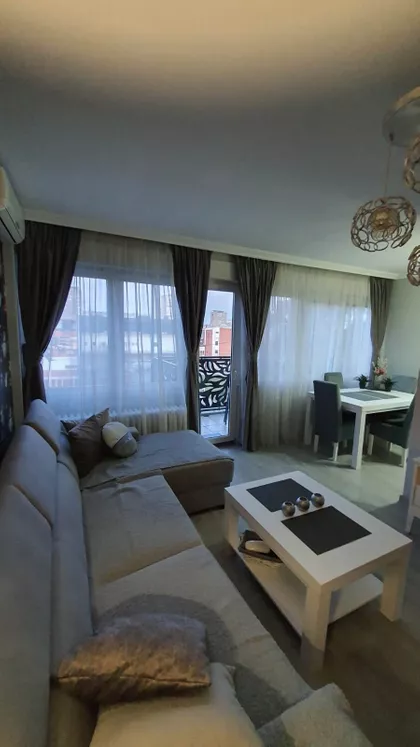 Blok 11c - Stari Merkator | 4zida.rs